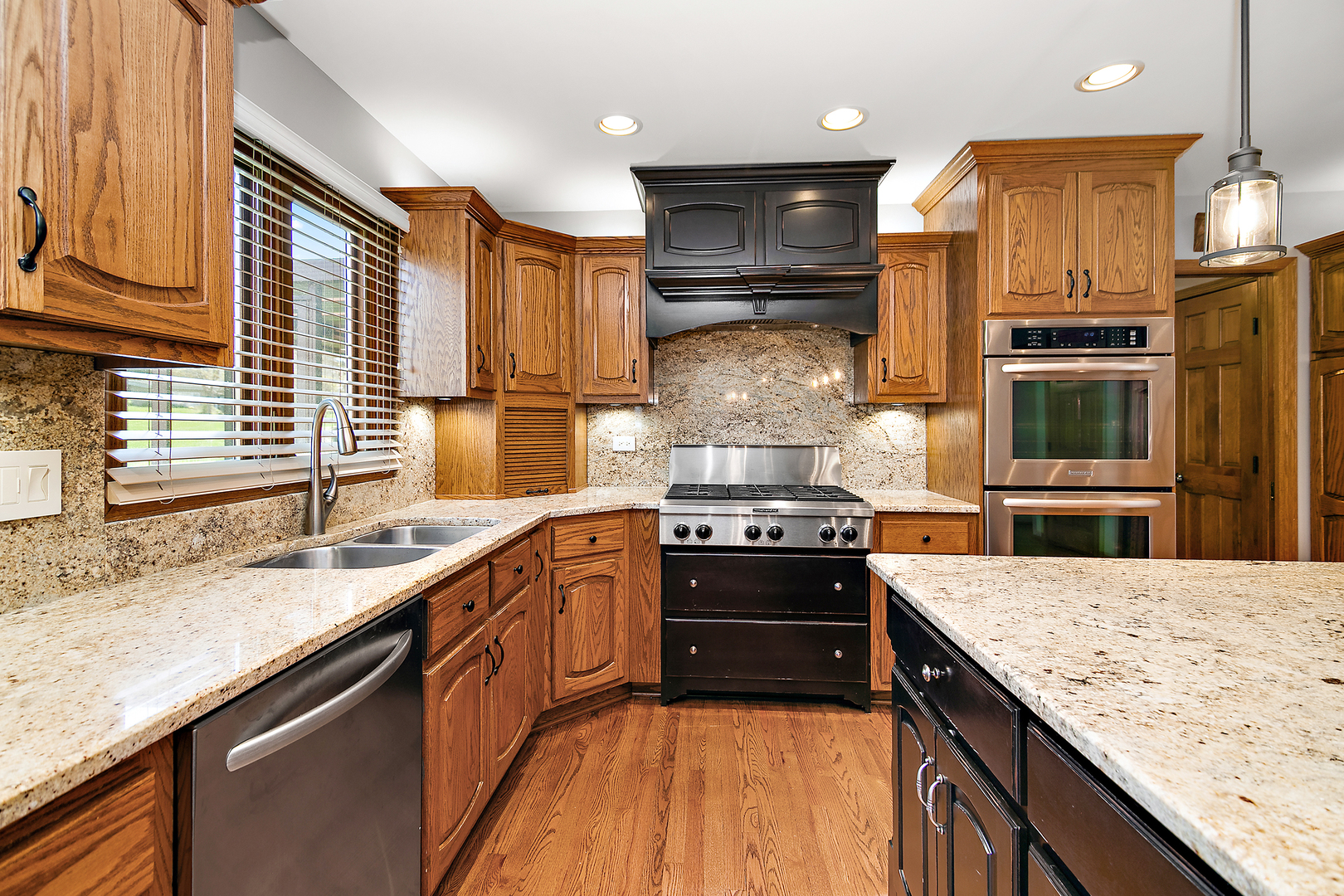 461 Wexford Drive, Lemont, IL 60439