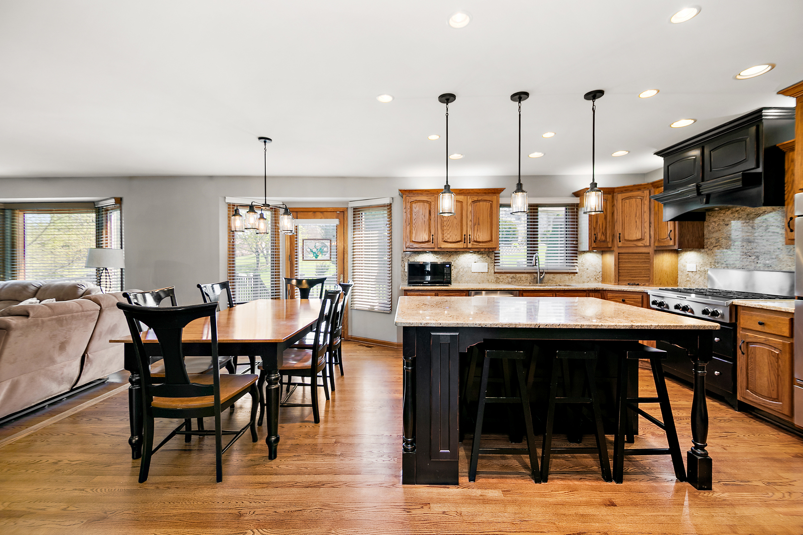 461 Wexford Drive, Lemont, IL 60439