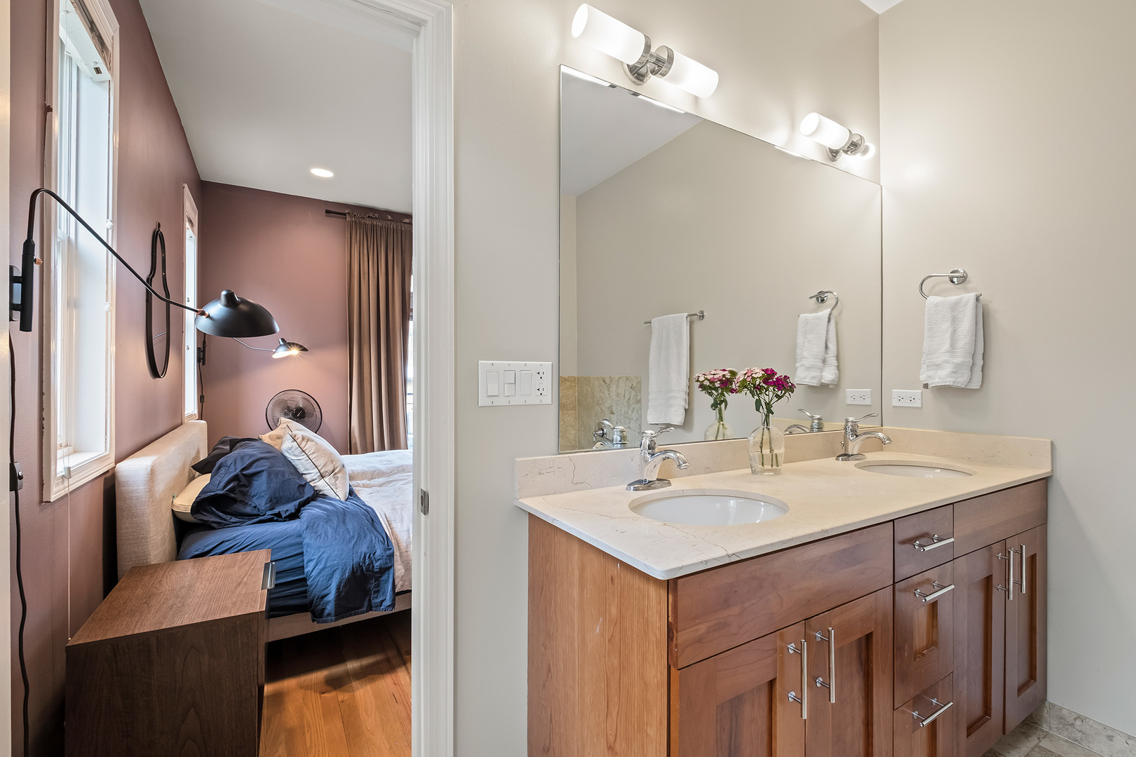 7300 N Hamilton Avenue #1S, Chicago, IL 60645