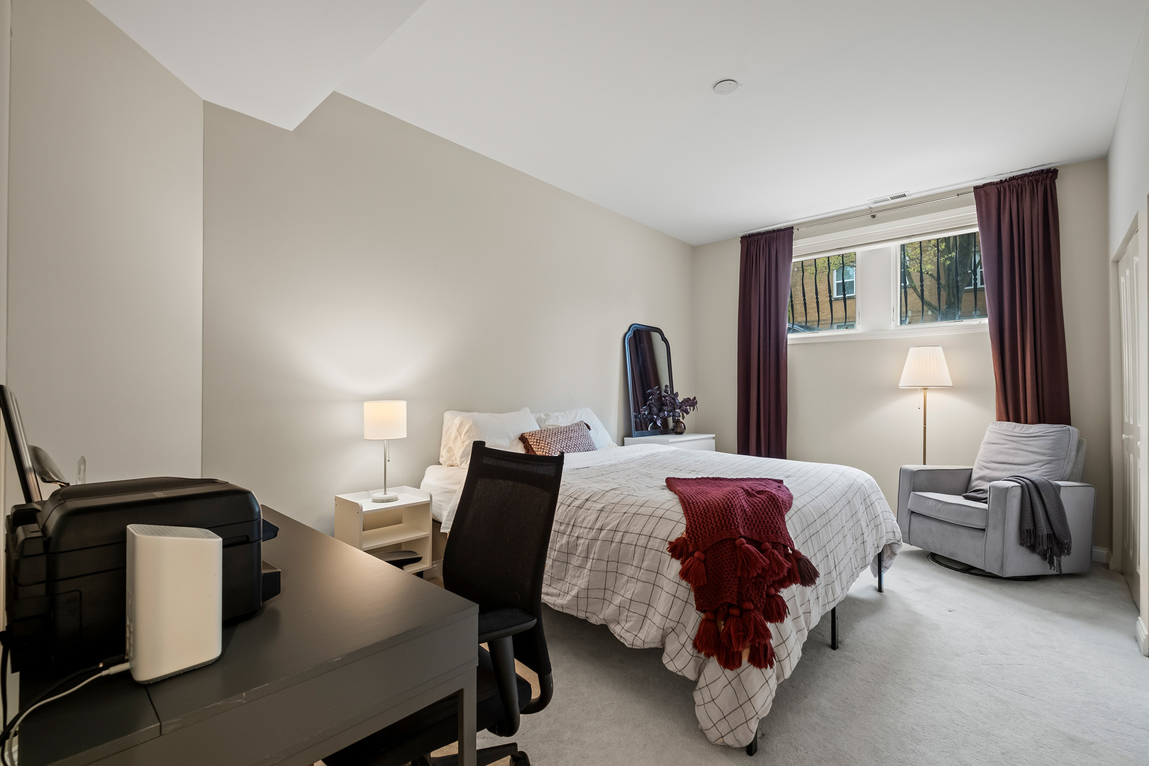 7300 N Hamilton Avenue #1S, Chicago, IL 60645