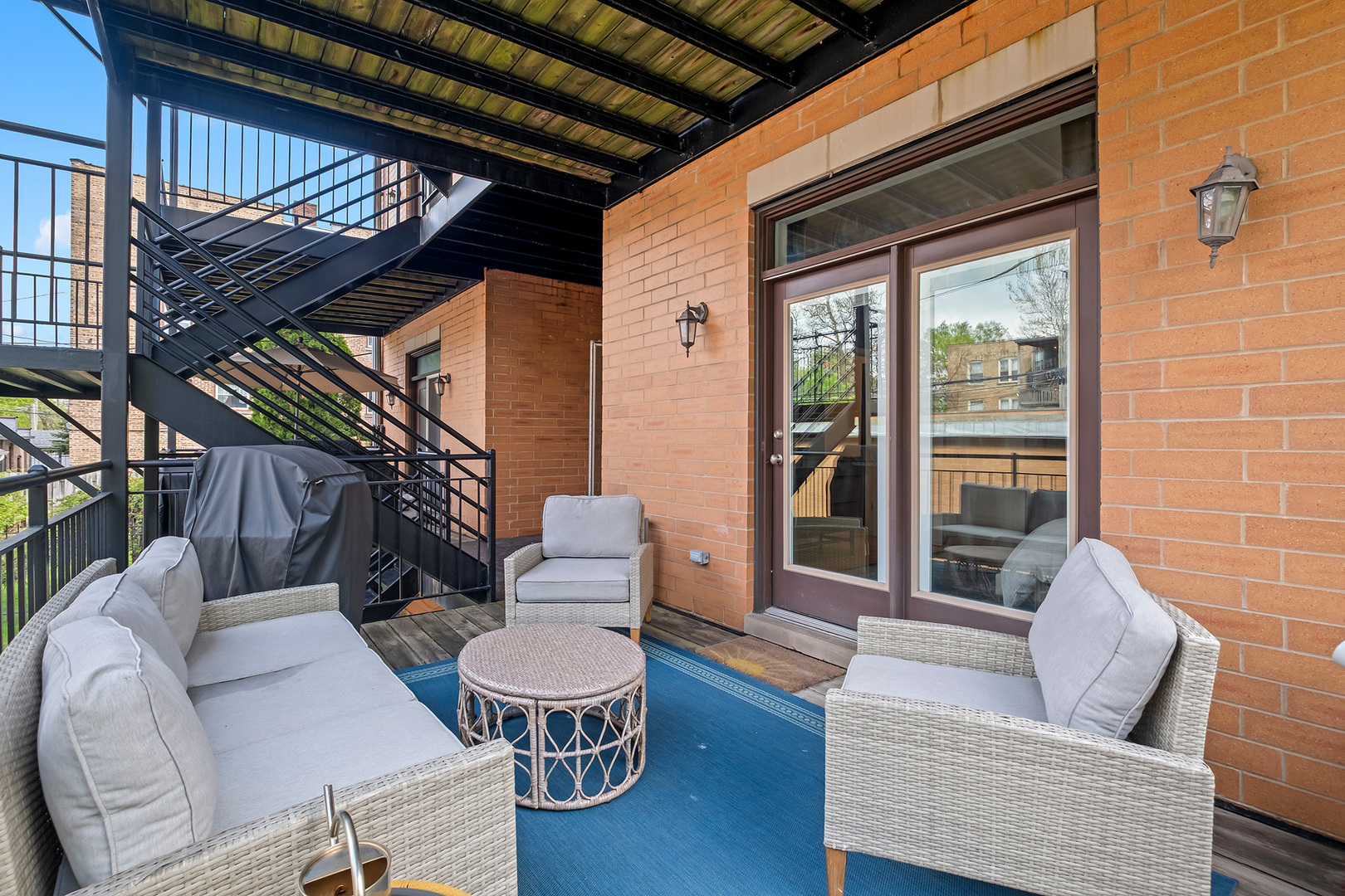 7300 N Hamilton Avenue #1S, Chicago, IL 60645