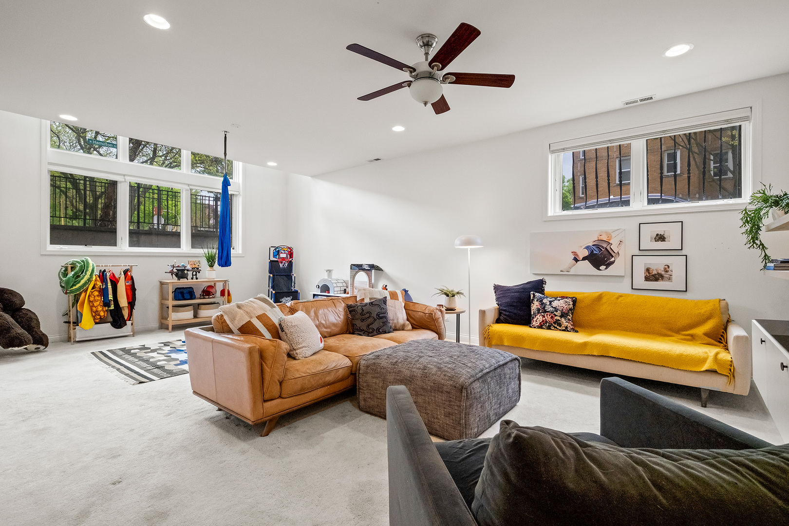 7300 N Hamilton Avenue #1S, Chicago, IL 60645