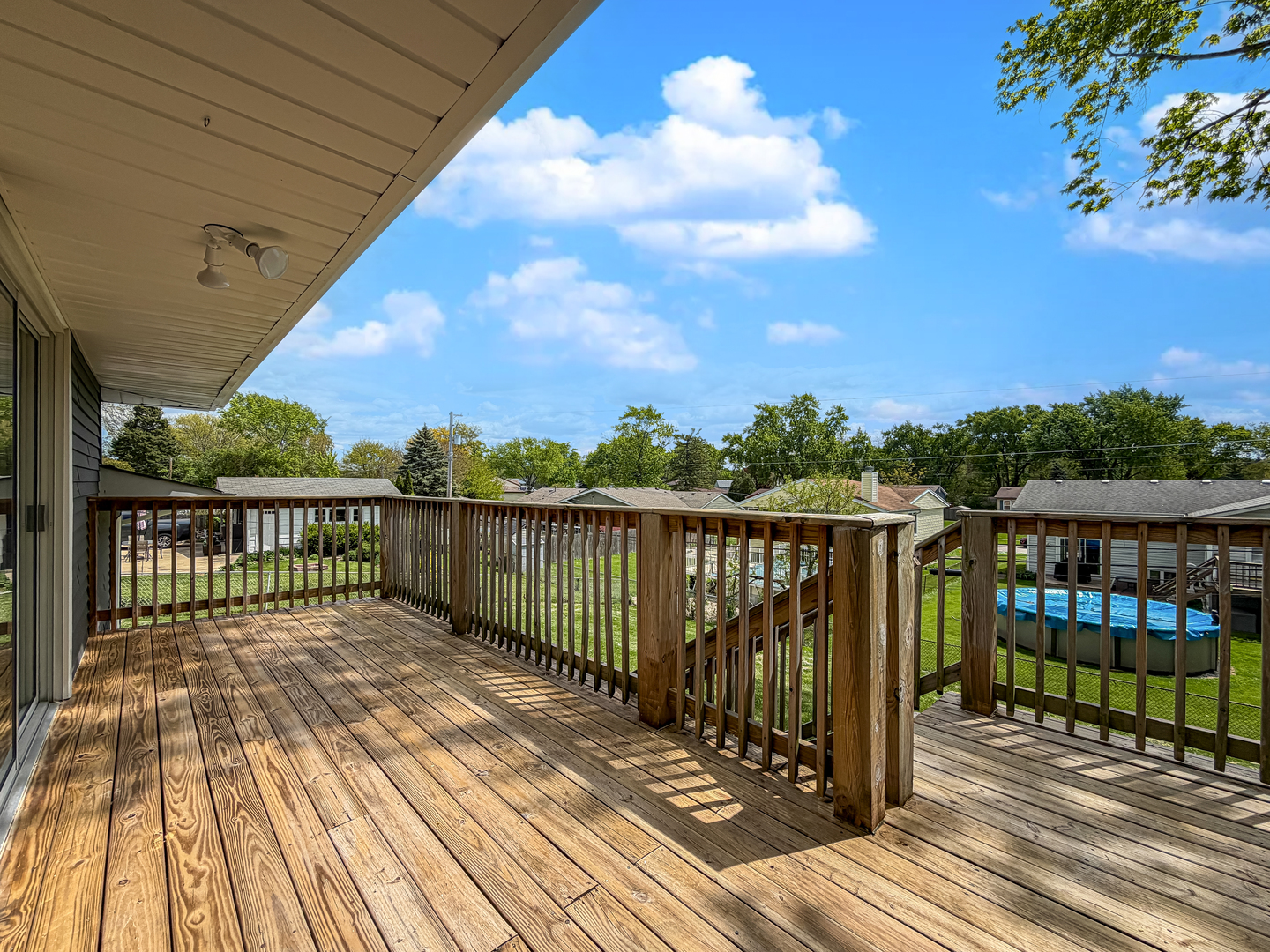 2541 75th Street, Woodridge, IL 60517