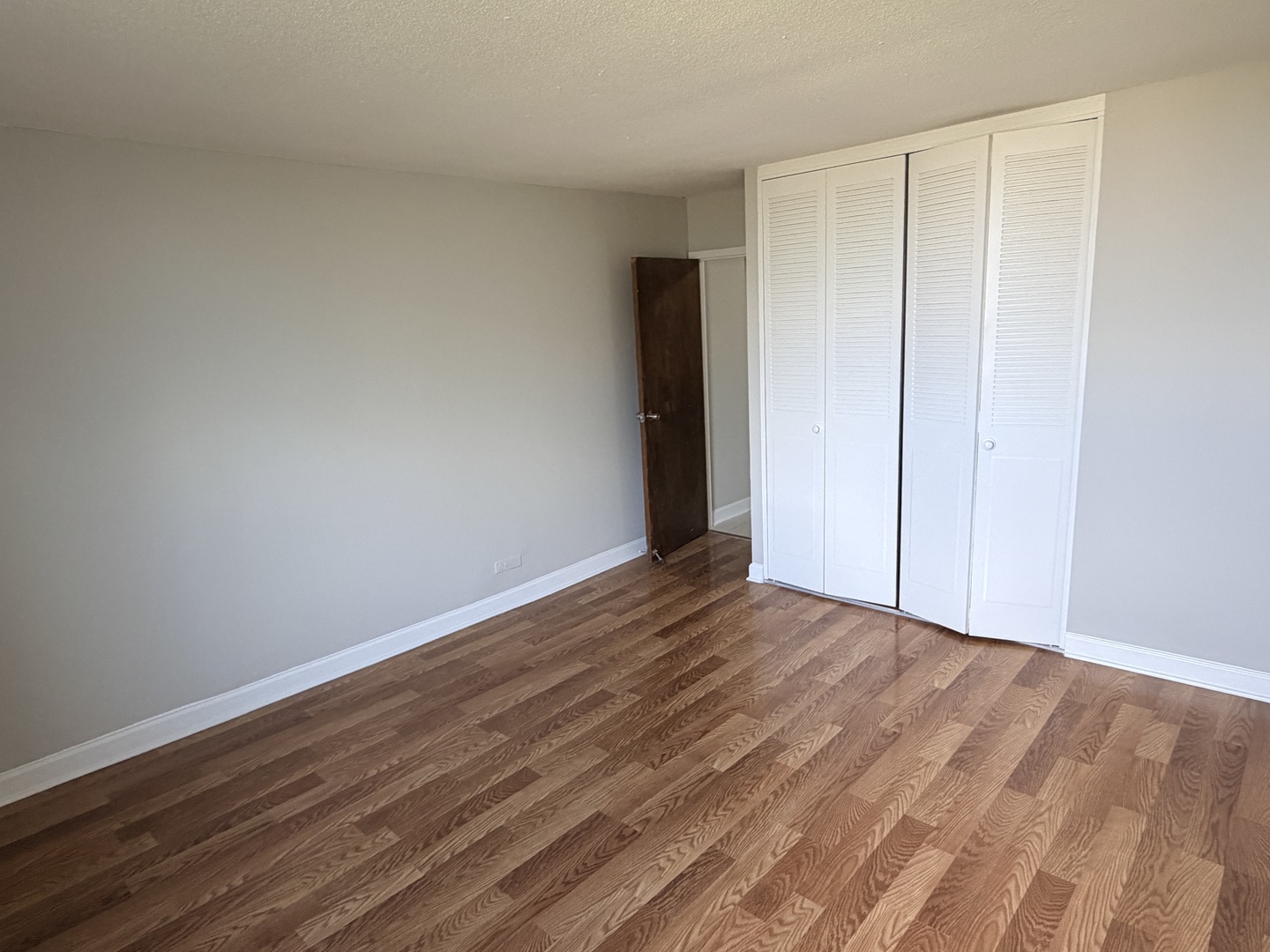2211 S Highland Avenue #6D, Lombard, IL 60148