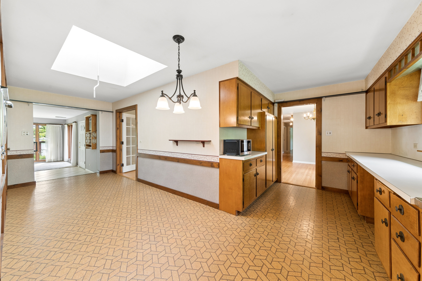 2N351 Amy Avenue, Glen Ellyn, IL 60137