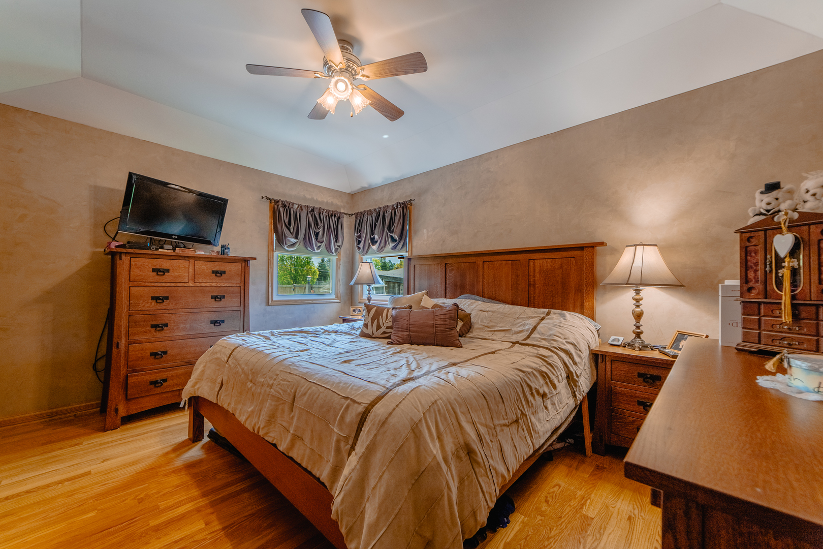 16045 S Codo Drive, Homer Glen, IL 60491