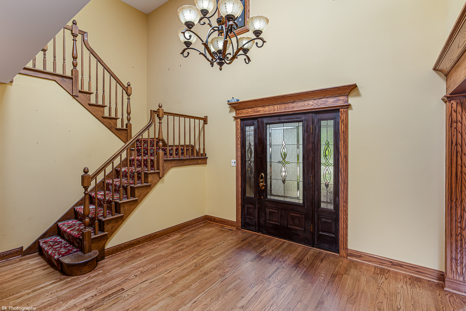 6645 Wedgewood Lane, Willowbrook, IL 60527