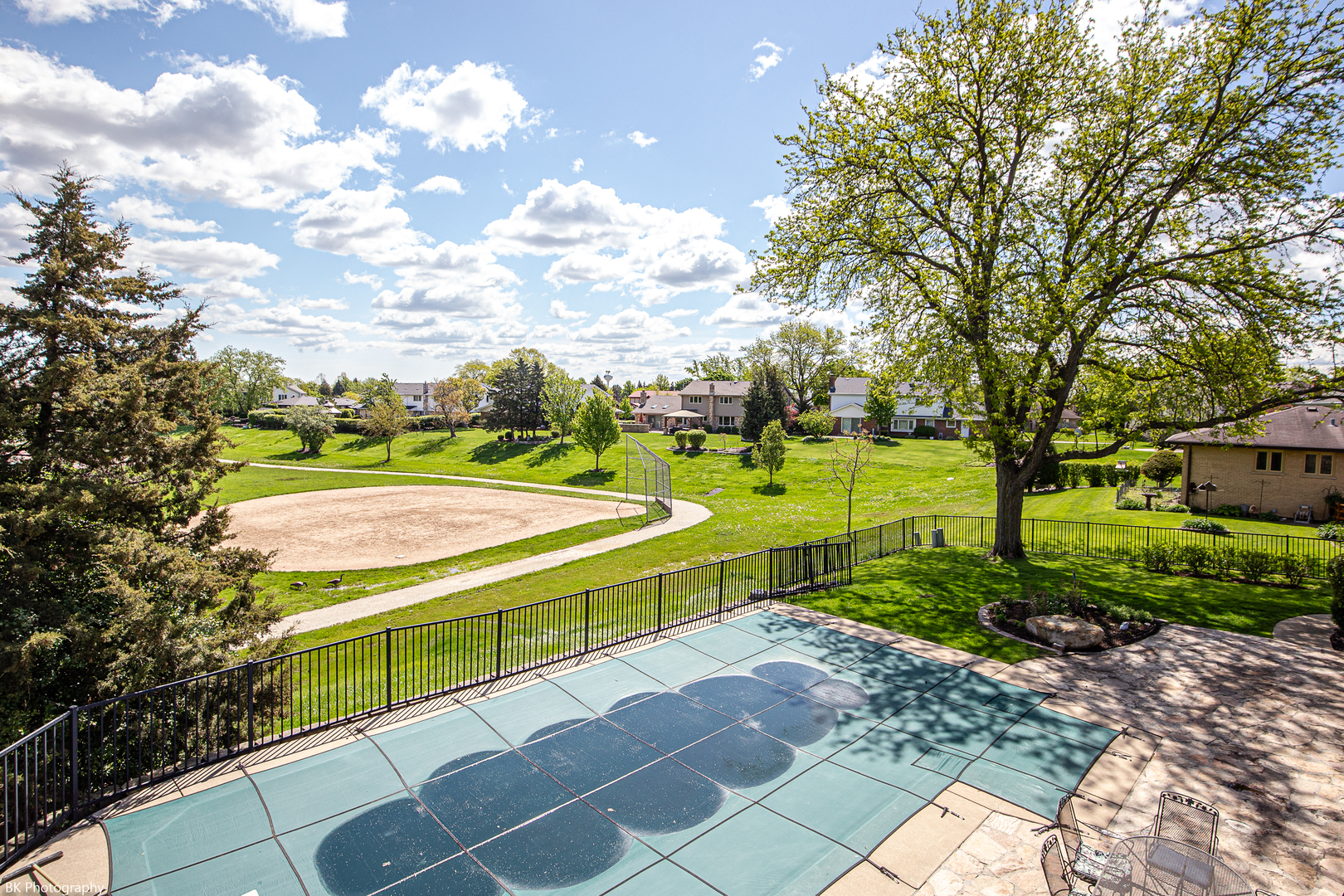 6645 Wedgewood Lane, Willowbrook, IL 60527