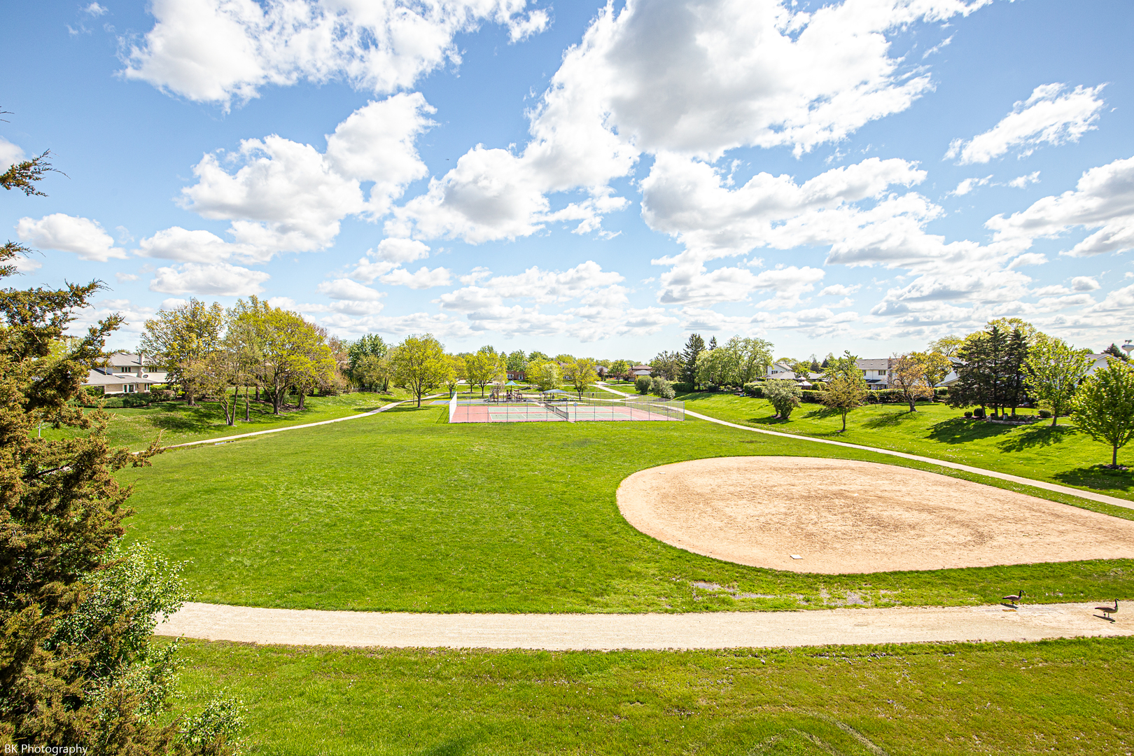 6645 Wedgewood Lane, Willowbrook, IL 60527
