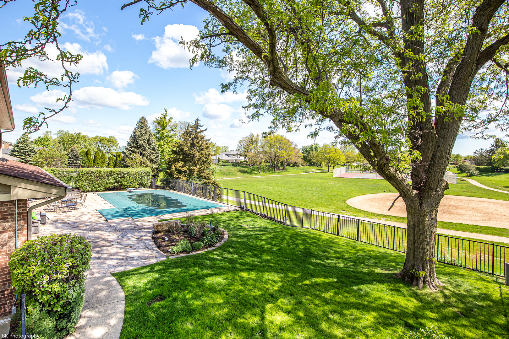 6645 Wedgewood Lane, Willowbrook, IL 60527