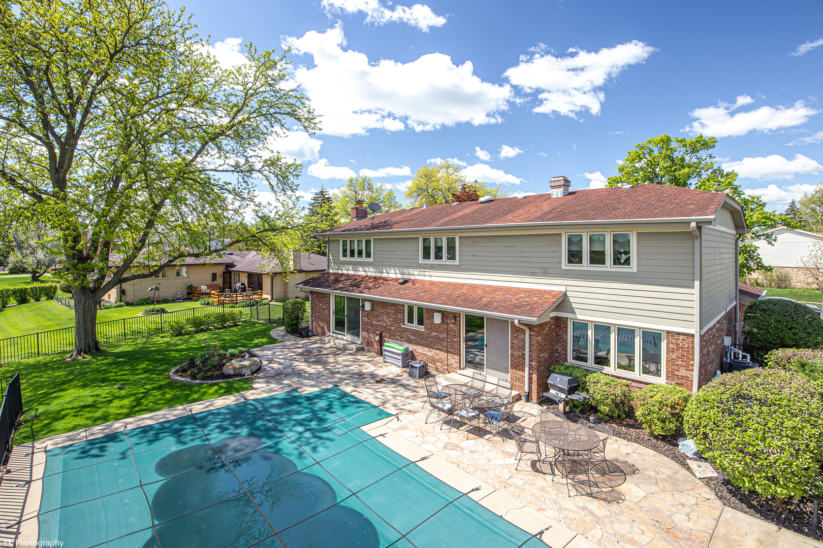 6645 Wedgewood Lane, Willowbrook, IL 60527