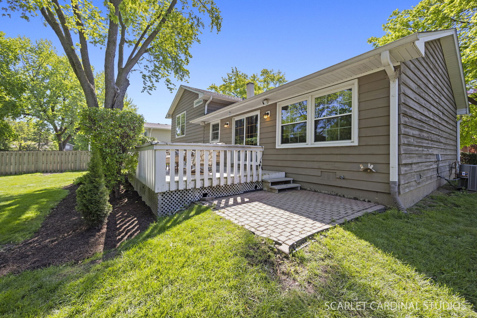 27W170 FLEMING Drive, Winfield, IL 60190