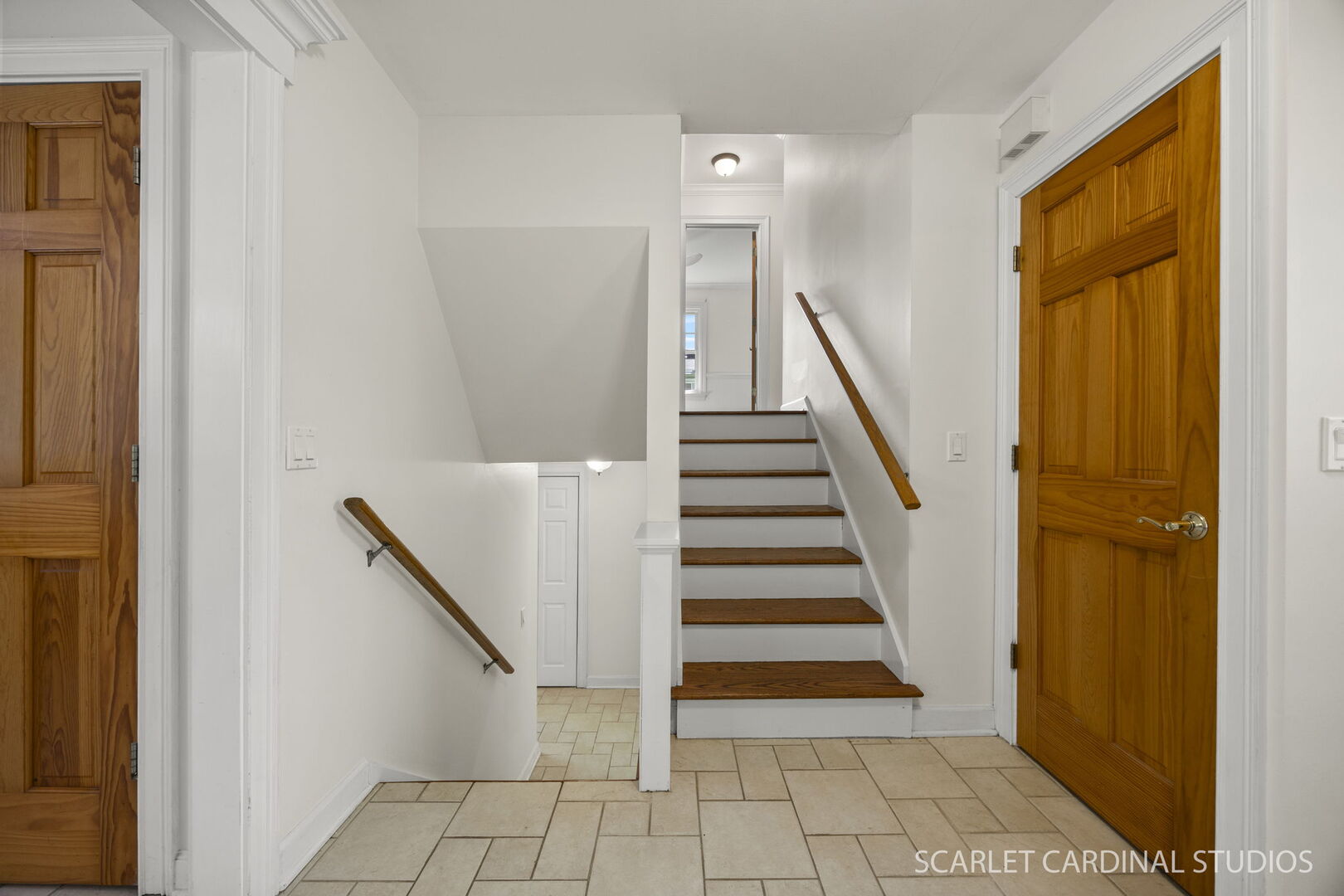 27W170 FLEMING Drive, Winfield, IL 60190