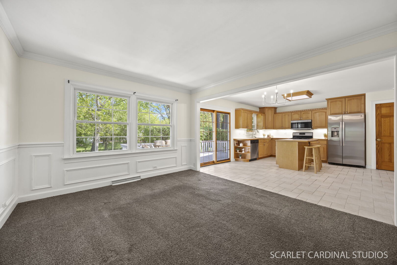 27W170 FLEMING Drive, Winfield, IL 60190
