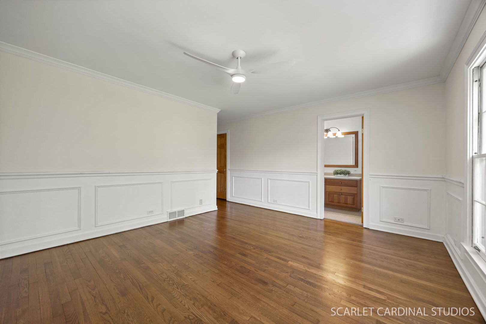 27W170 FLEMING Drive, Winfield, IL 60190