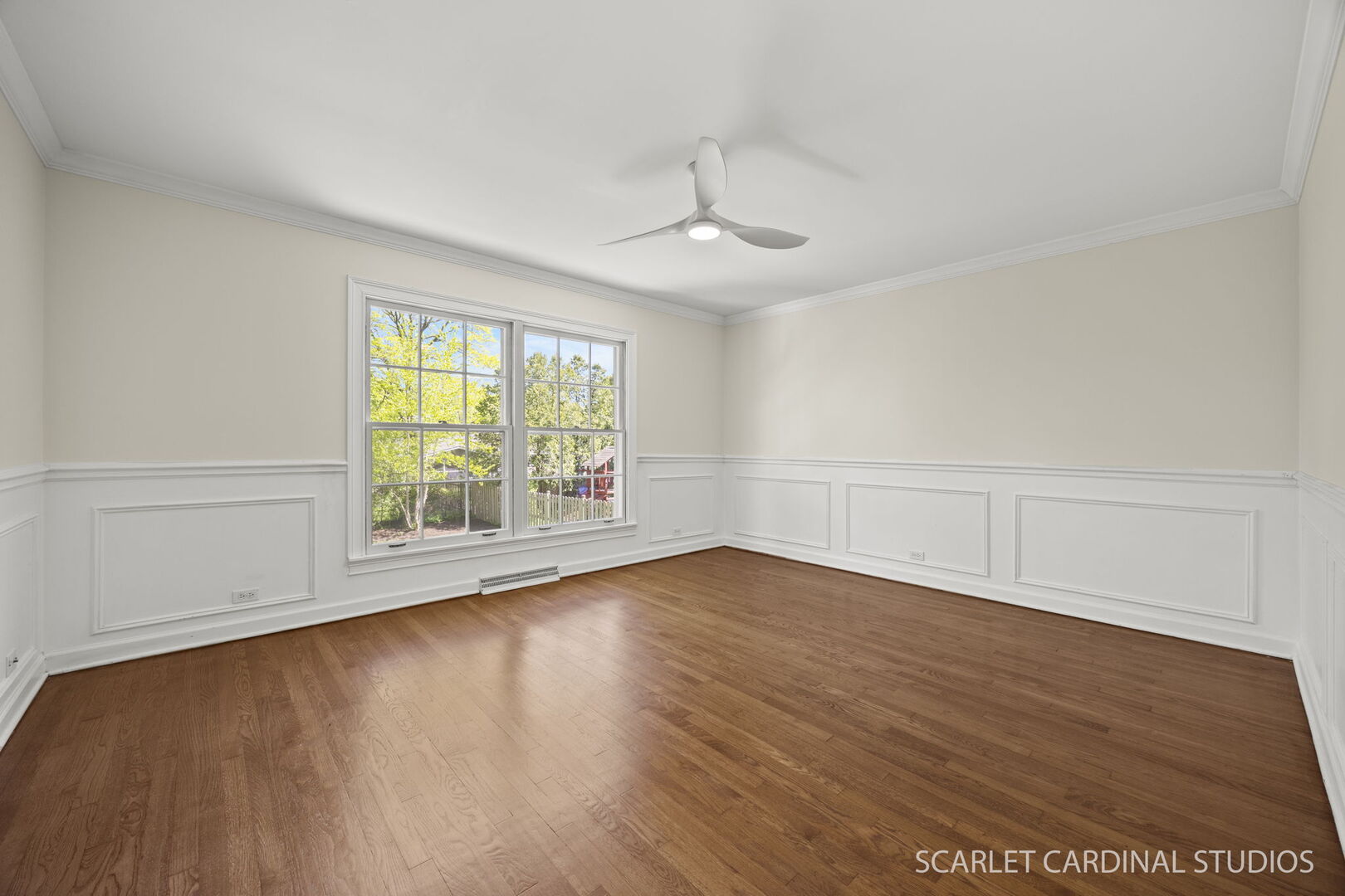 27W170 FLEMING Drive, Winfield, IL 60190
