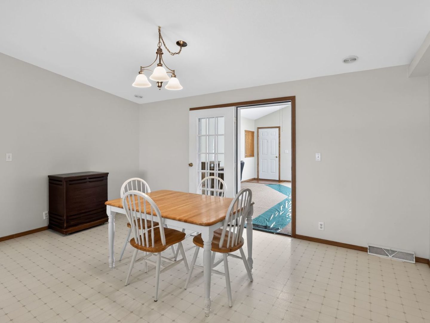 10078 State Route 9 Route, Hoopeston, IL 60942