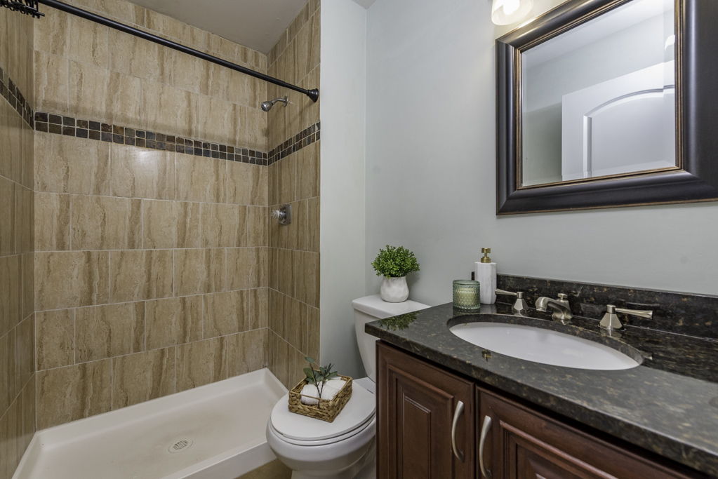 5227 Rockpointe Court #5227, Gurnee, IL 60031