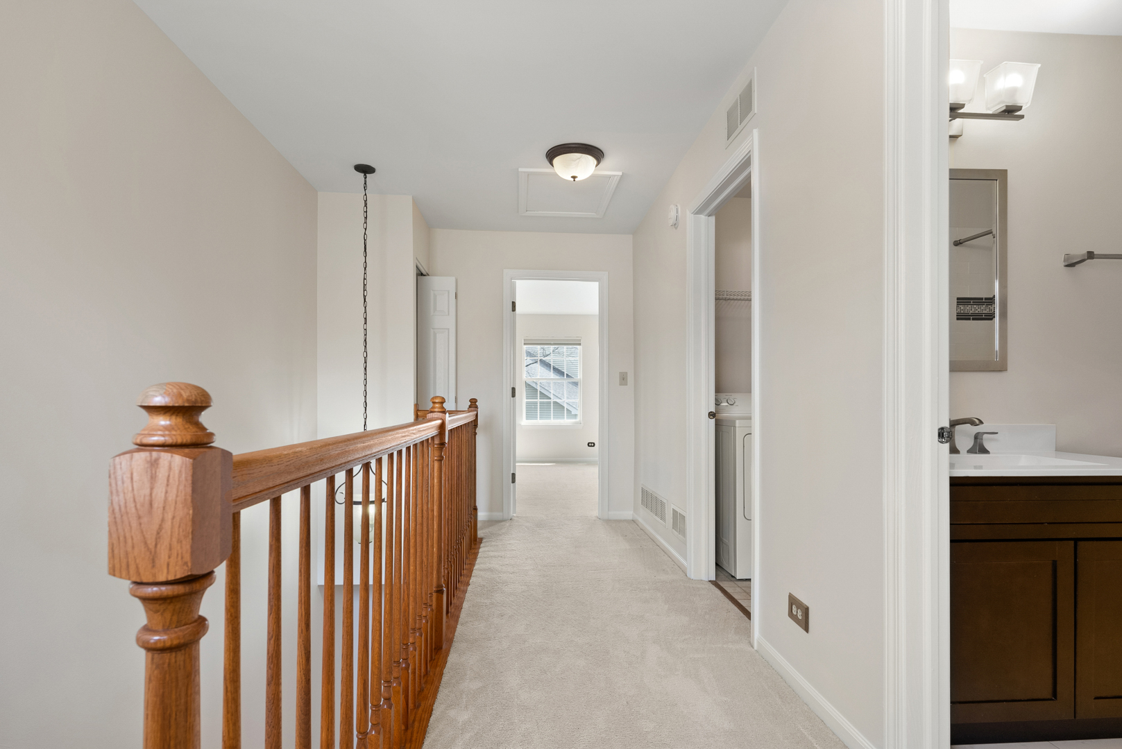 303 Glen Leven Court #303, Schaumburg, IL 60194