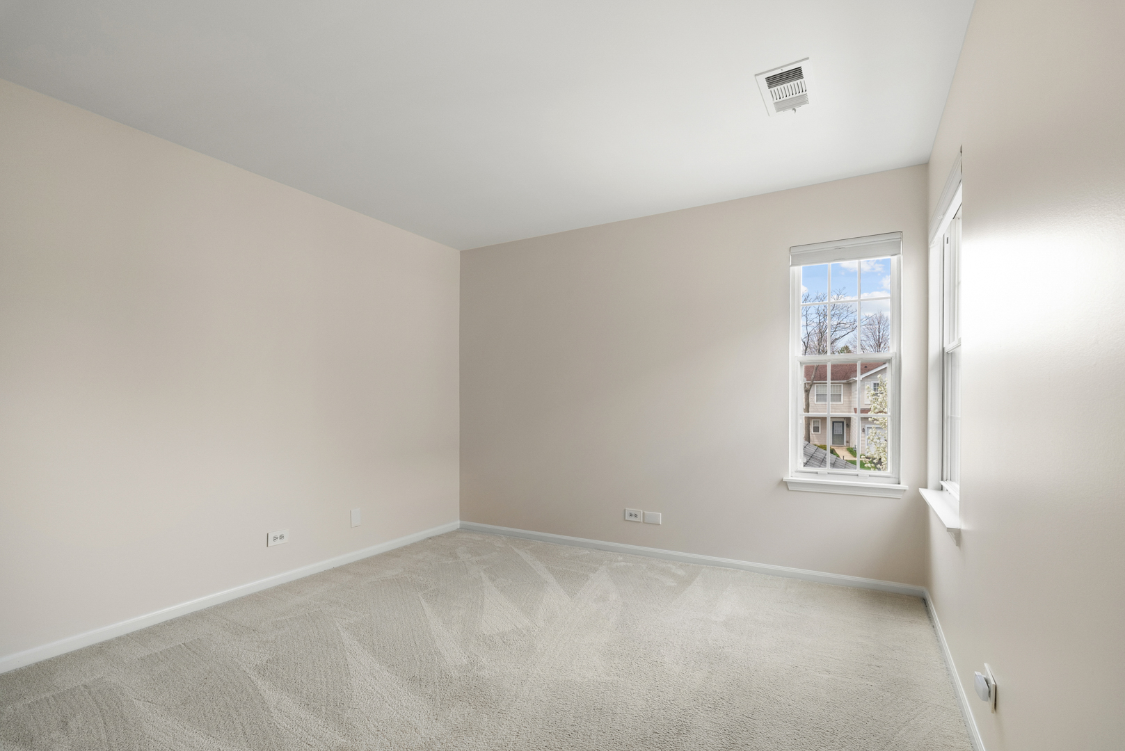 303 Glen Leven Court #303, Schaumburg, IL 60194