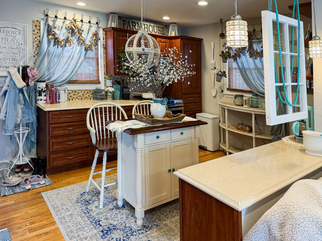 910 Shields Avenue, Winthrop Harbor, IL 60096