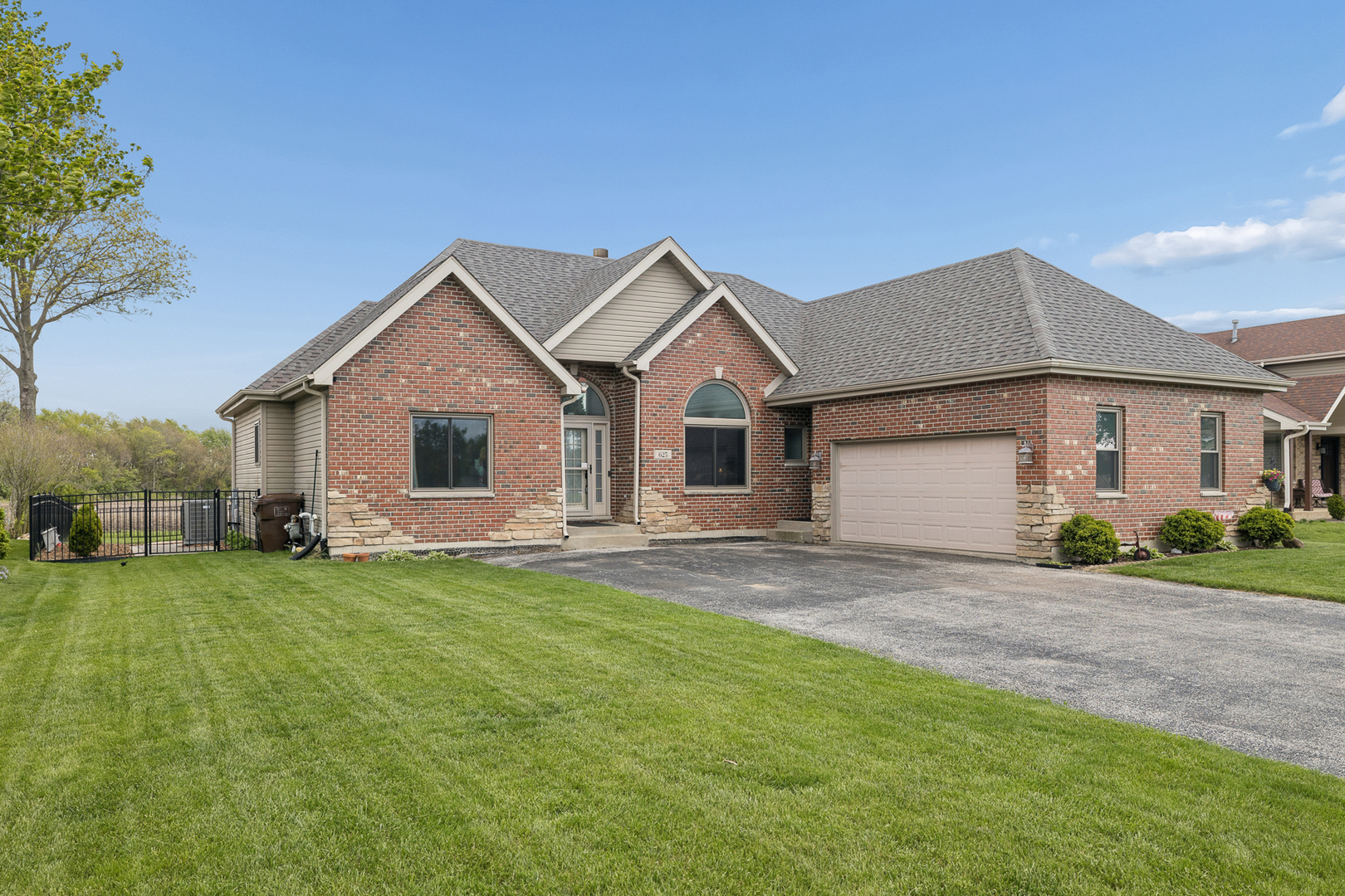 625 Merganser Lane, Peotone, IL 60468