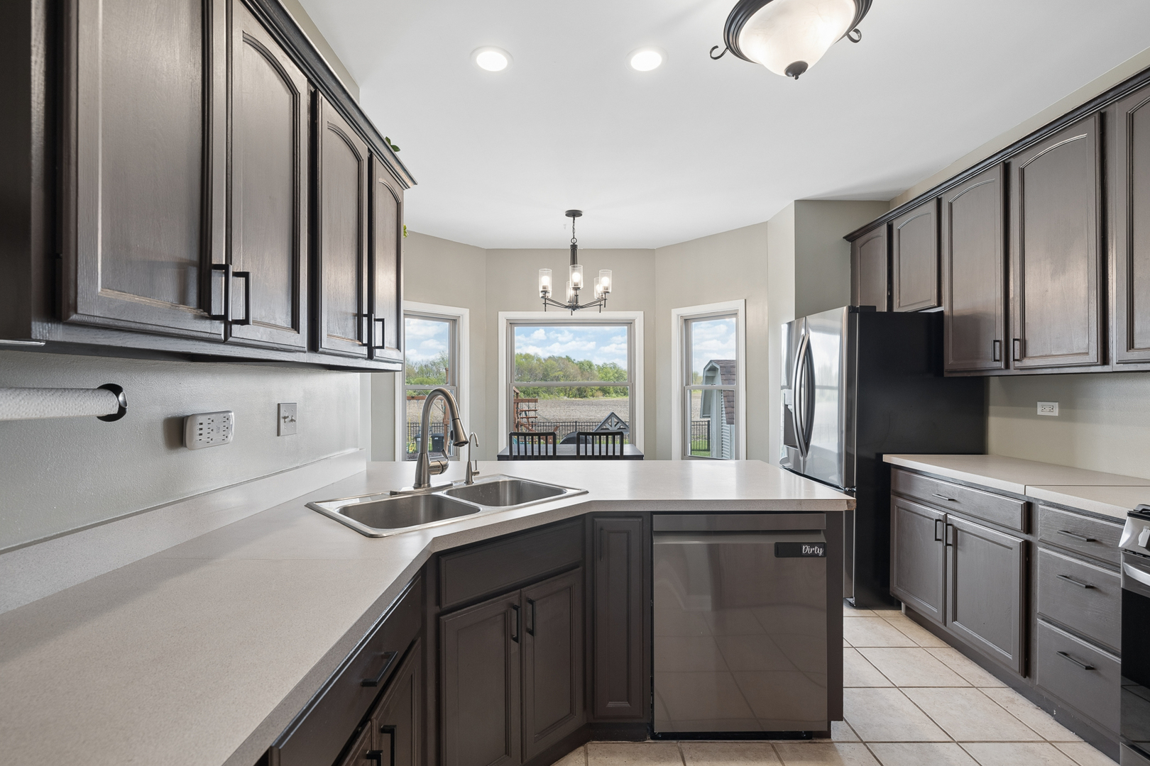 625 Merganser Lane, Peotone, IL 60468