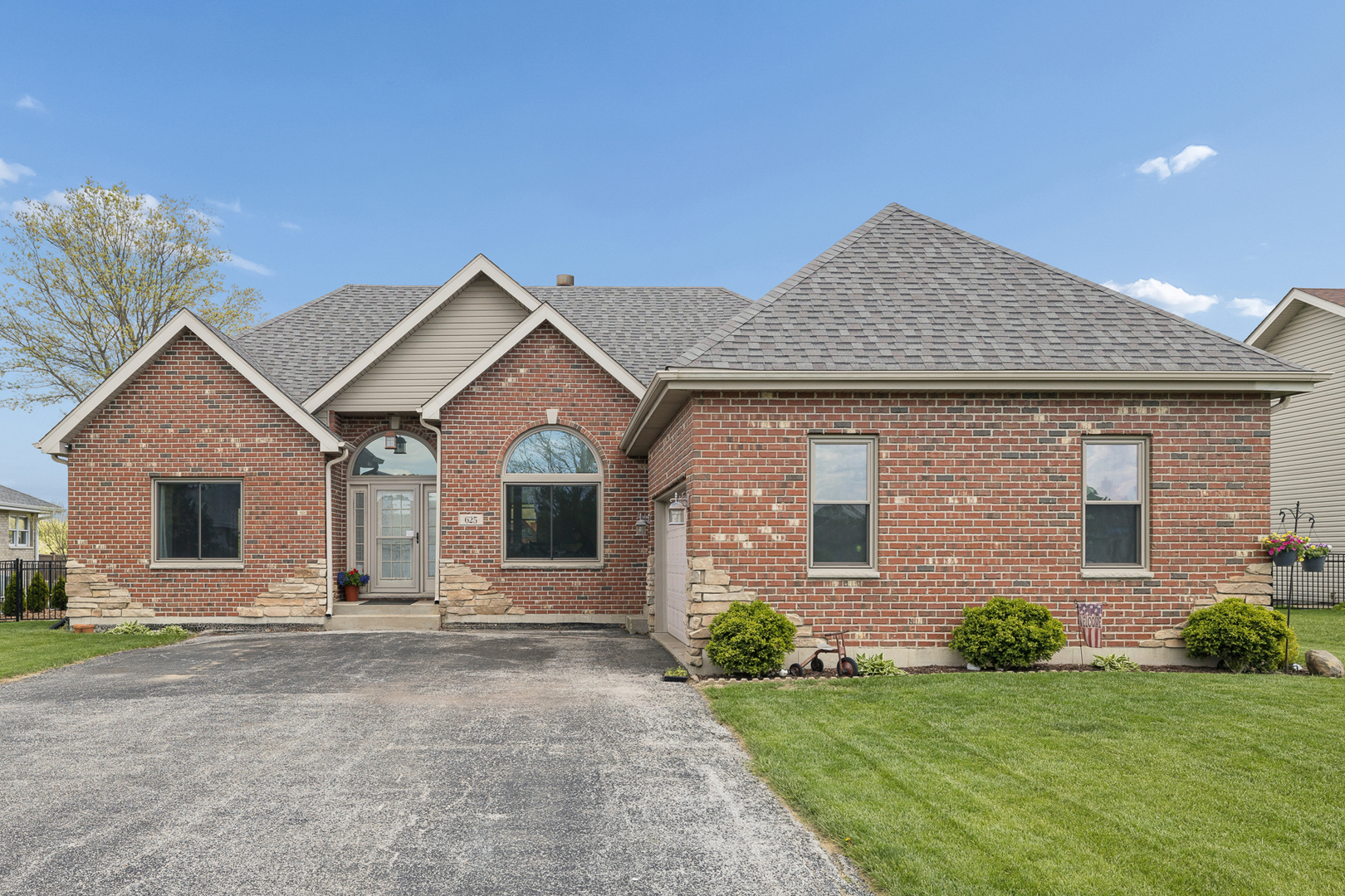 625 Merganser Lane, Peotone, IL 60468