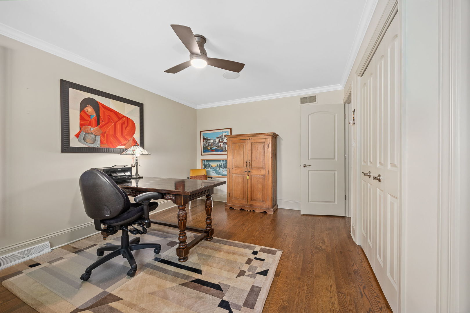 1706 Holly Avenue, Darien, IL 60561