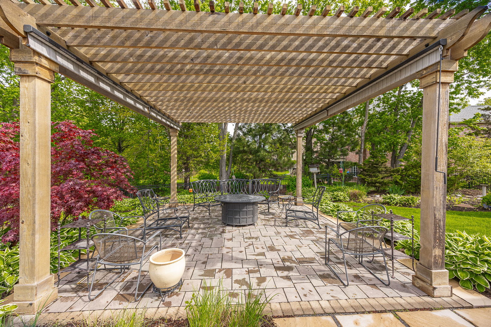 1706 Holly Avenue, Darien, IL 60561