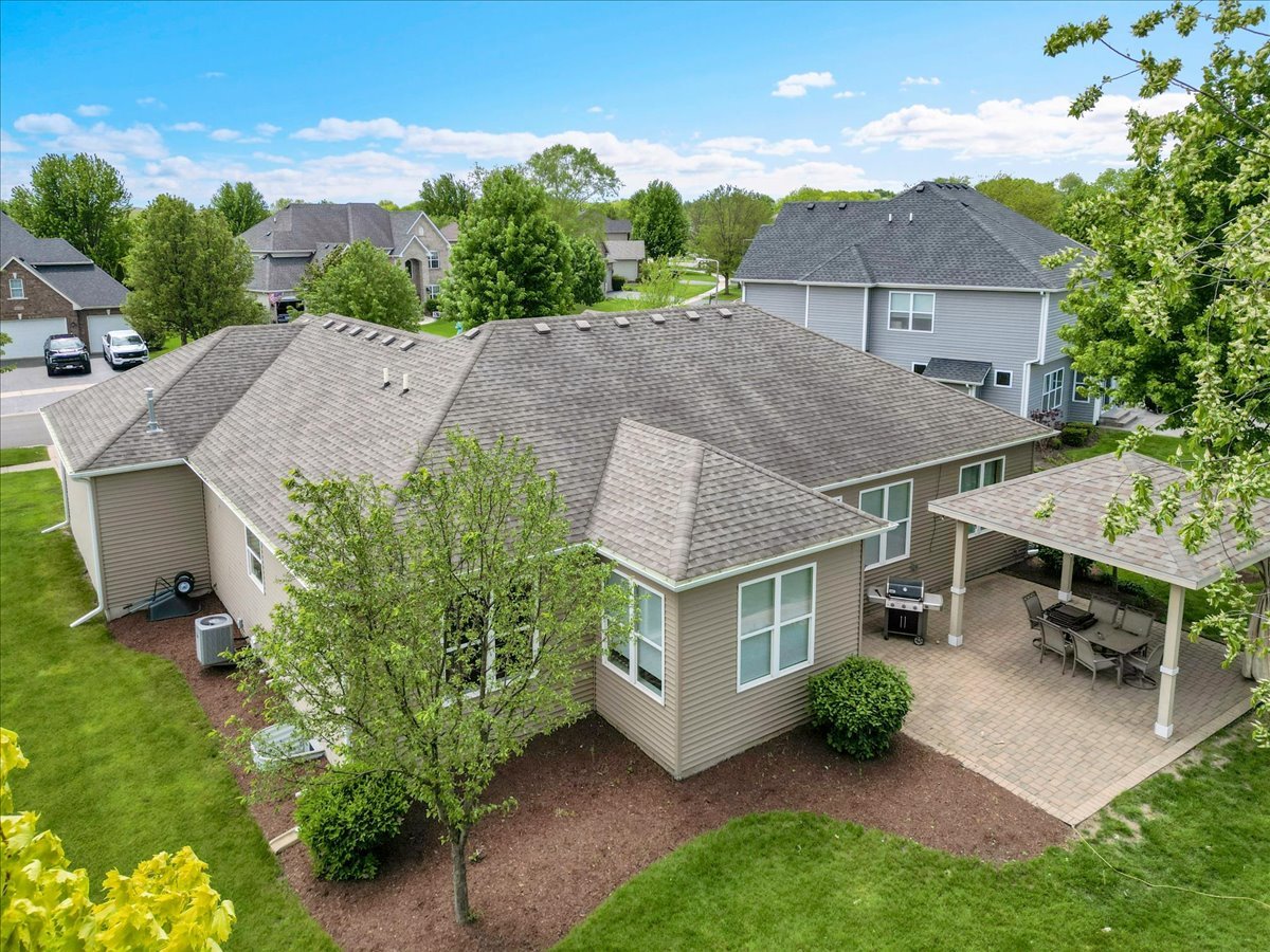 1131 Clearwater Drive, Yorkville, IL 60560