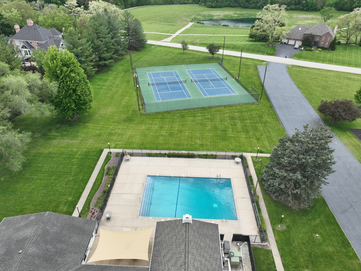71 Oak Creek Drive, Yorkville, IL 60560