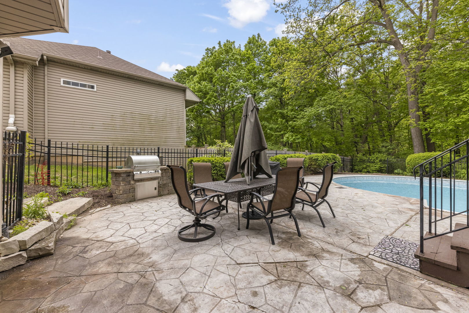 17004 Arbor Creek Drive, Plainfield, IL 60586