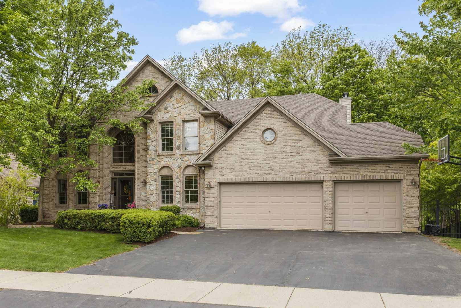 17004 Arbor Creek Drive, Plainfield, IL 60586