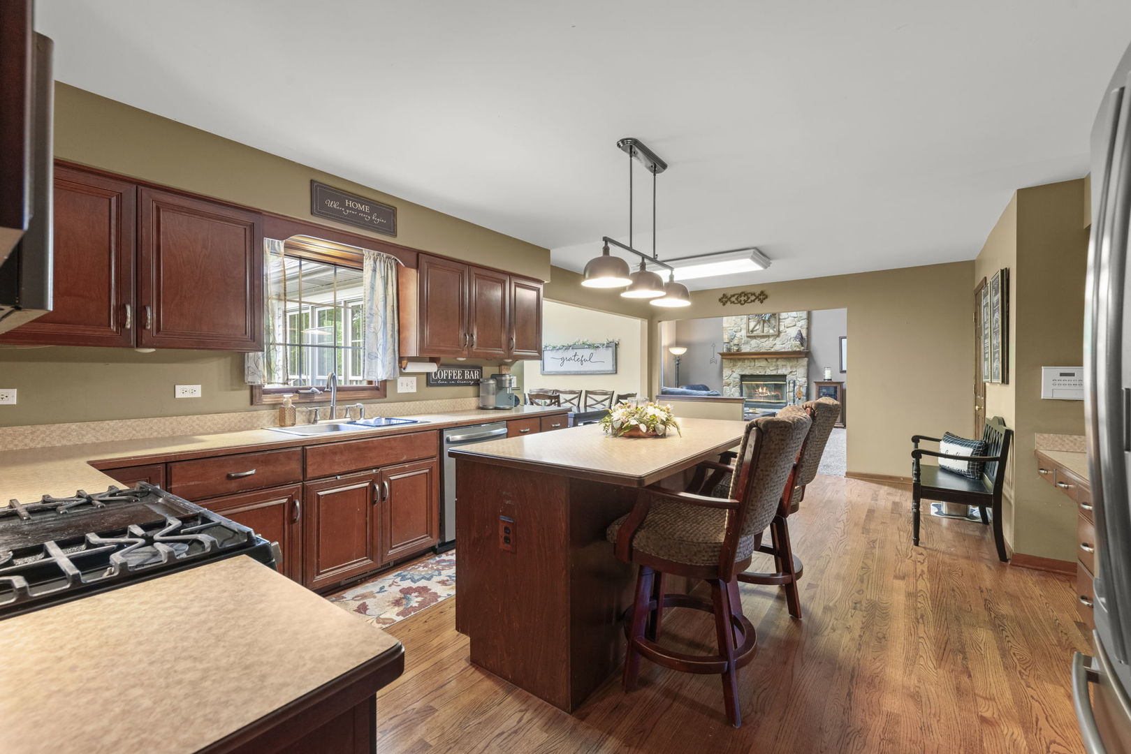 17004 Arbor Creek Drive, Plainfield, IL 60586