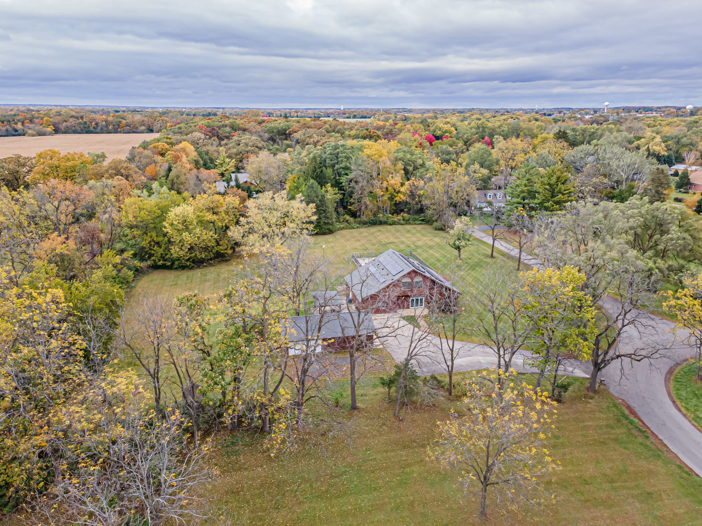 27514 N Forest Garden Road, Wauconda, IL 60084