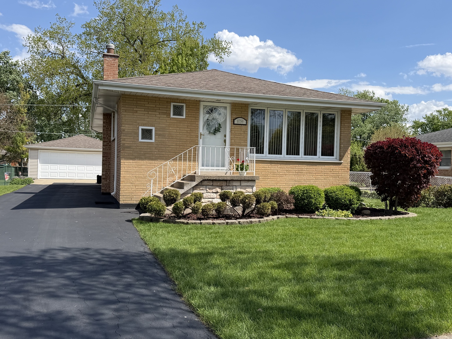8759 Natoma Avenue, Oak Lawn, IL 60453
