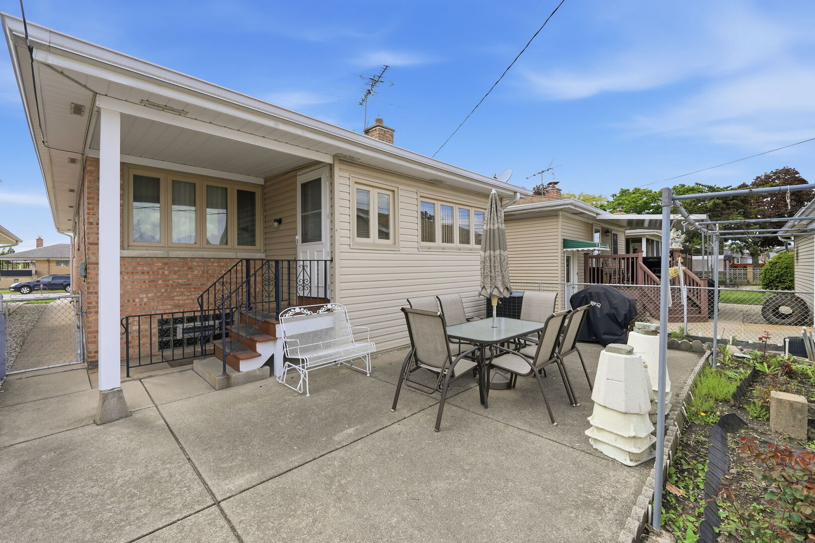 4917 N Oriole Avenue, Harwood Heights, IL 60706