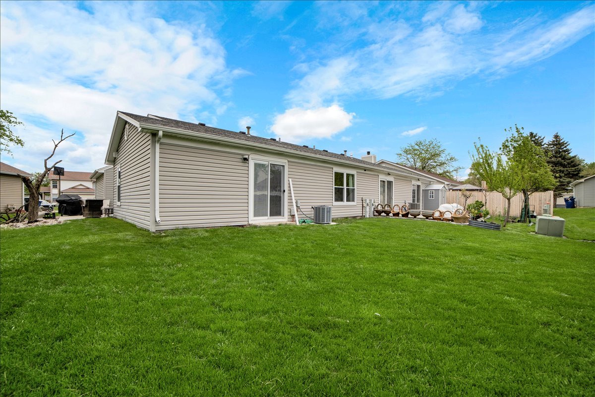 1846 Shetland Road, Naperville, IL 60565