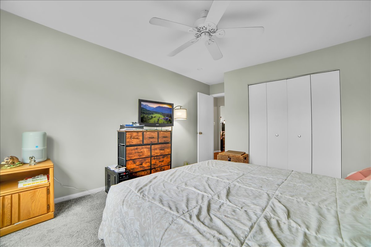 1846 Shetland Road, Naperville, IL 60565