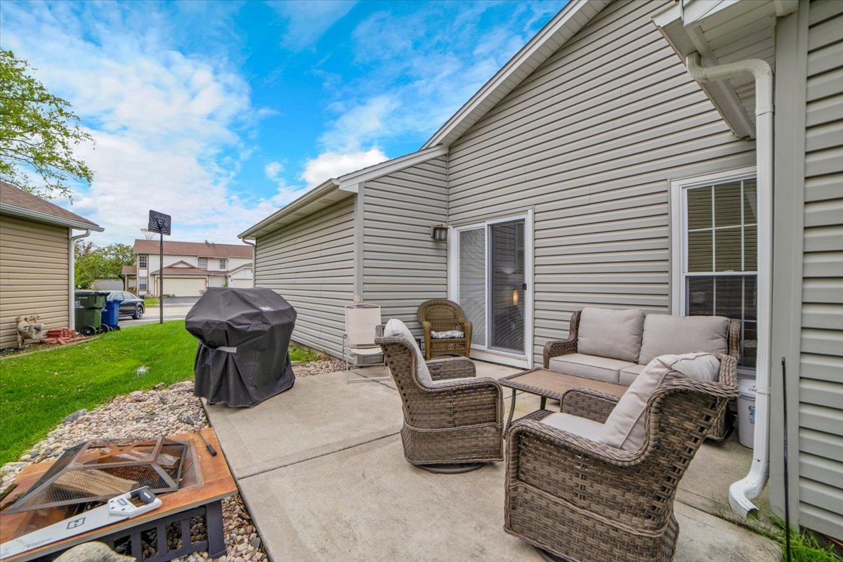 1846 Shetland Road, Naperville, IL 60565