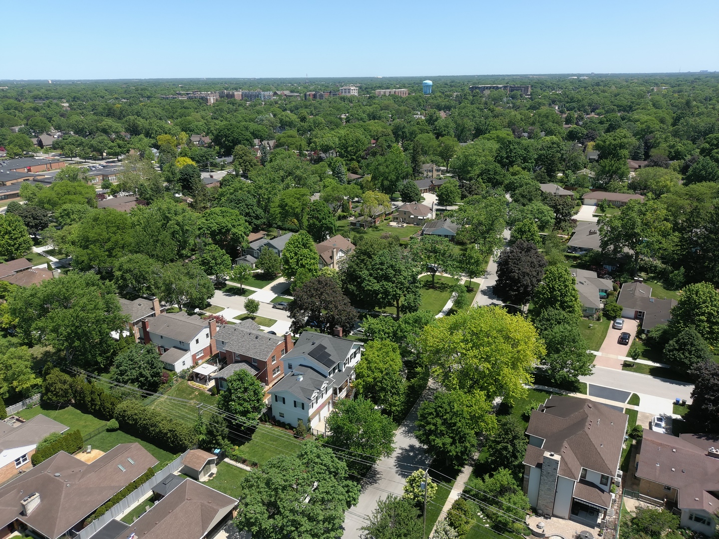 418 S Na Wa Ta Avenue, Mount Prospect, IL 60056