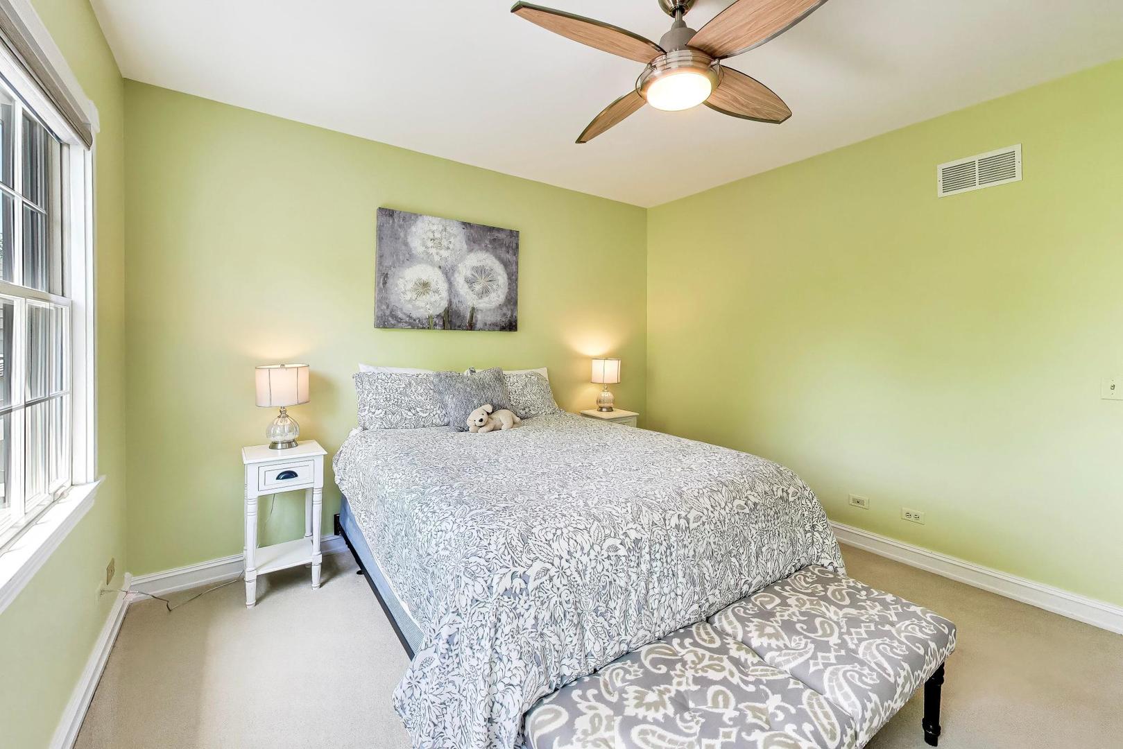 418 S Na Wa Ta Avenue, Mount Prospect, IL 60056