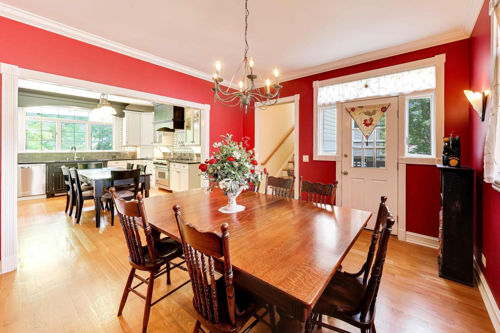 418 S Na Wa Ta Avenue, Mount Prospect, IL 60056