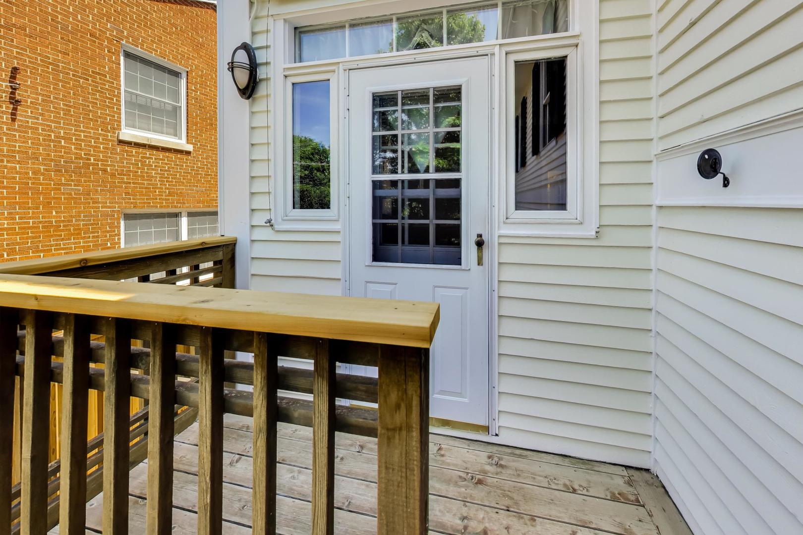 418 S Na Wa Ta Avenue, Mount Prospect, IL 60056