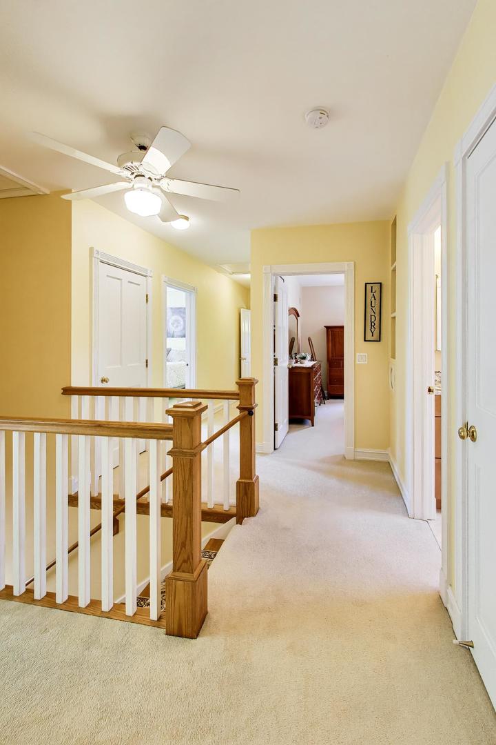 418 S Na Wa Ta Avenue, Mount Prospect, IL 60056
