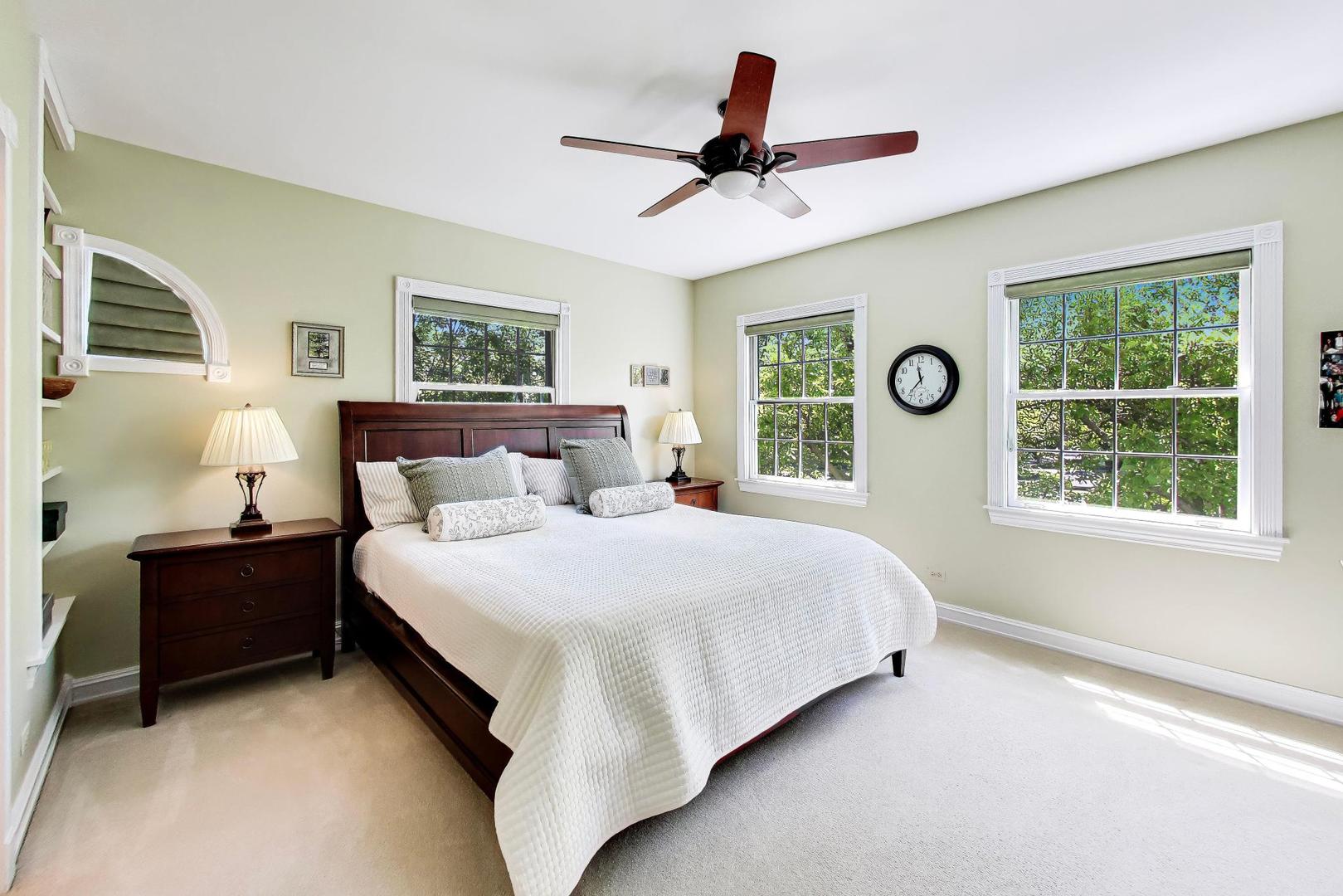 418 S Na Wa Ta Avenue, Mount Prospect, IL 60056