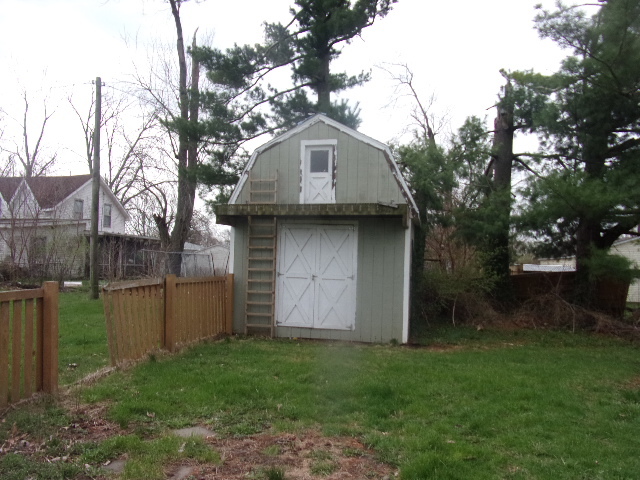 902 E Richardson Street, Farmer City, IL 61842