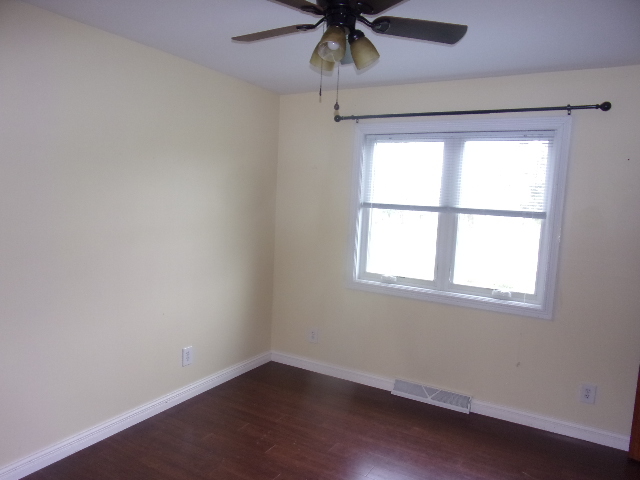 902 E Richardson Street, Farmer City, IL 61842