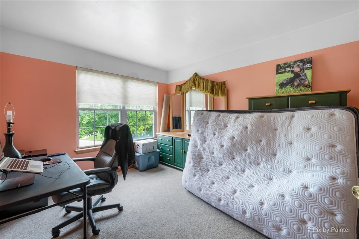1900 Mayfield Court, Romeoville, IL 60446